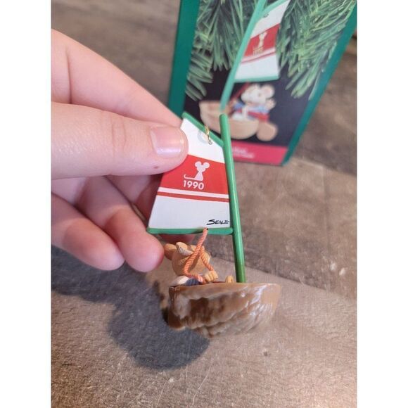 Hallmark 1990 Mouseboat ornament Xmas decor - Picture 3 of 4